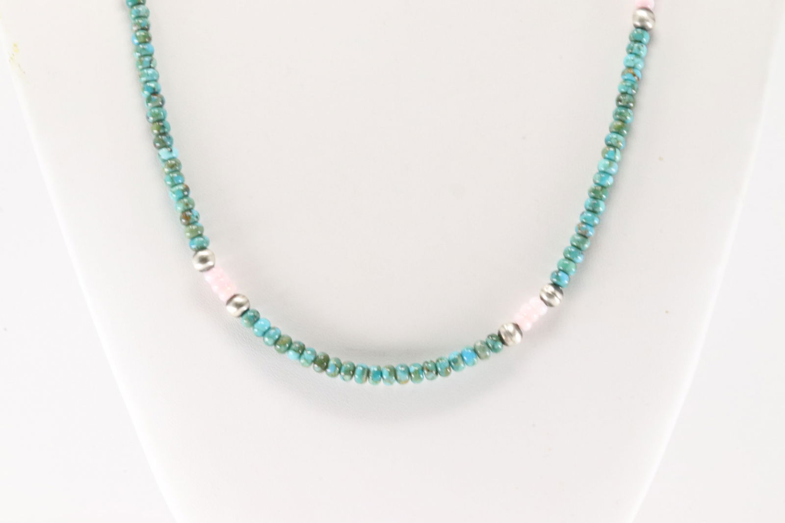 Native America Navajo Sterling Silver Pink Conch Shell & Turquoise Necklace. (1 of 3)