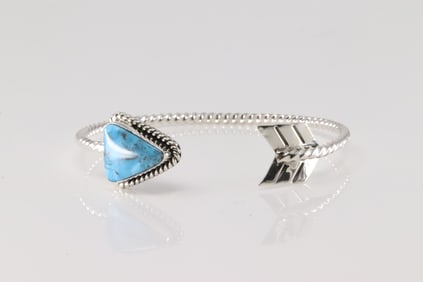 Native America Navajo Sterling Silver Turquoise Bracelet Arrow Cuff By Sheena Jack.