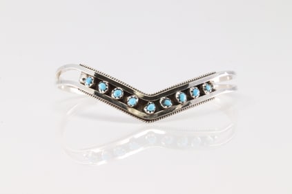 Native America Zuni Sterling Silver Turquoise Bracelet Cuff By Susie Livingston.