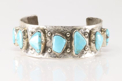 Native America Zuni Sterling Silver Kingman Turquoise Bracelet Cuff By Jude Candelaria.