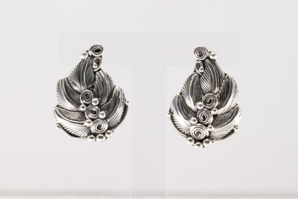 Native America Navajo Sterling Silver Leaf Post Earring's By Darrell Morgan.