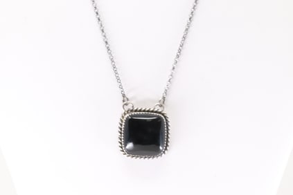 Native America Navajo Sterling Silver Black Onyx Necklace By Theresa Smith.