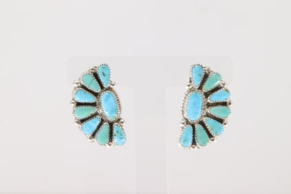 Native America Navajo Sterling Silver Kingman Turquoise Post Earring's By Alicia Wilson.