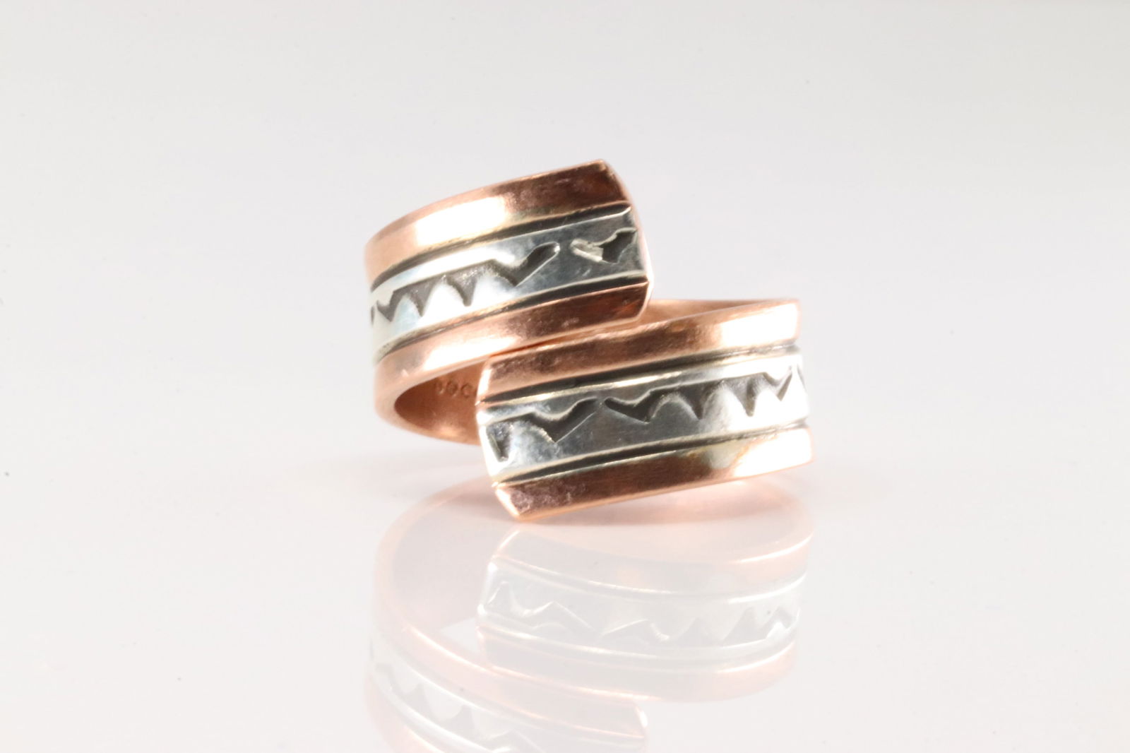 Native America Navajo Sterling Silver Copper Ring By Wylie Secatero. (1 of 4)