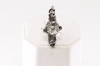 Native America Navajo Sterling Silver Floral Ring By Harry B Yazzie.