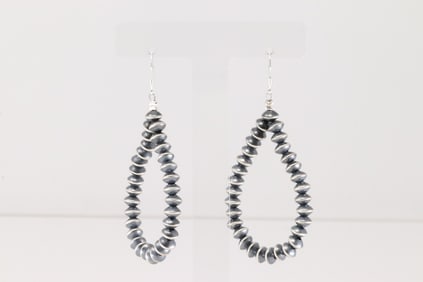 Native America Navajo Sterling Silver Pearl Beaded Dangling Earring's By Louise Joe.