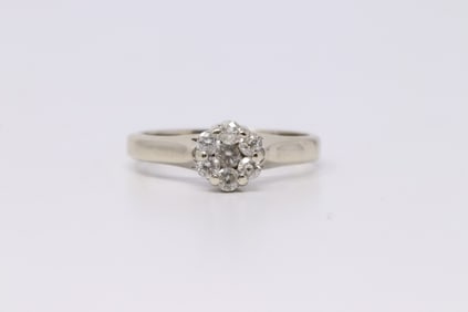 14K White Gold Cluster Diamond Ring