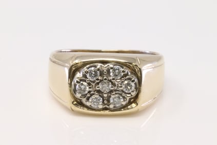 14Kt Yellow Gold Diamond Ring.