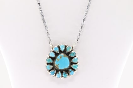 Native America Navajo Sterling Silver Kingman Turquoise Necklace By Geraldine James.