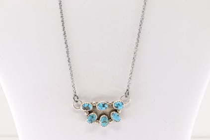 Native America Navajo Sterling Silver Kingman Turquoise Necklace By Maxine Ramirez.