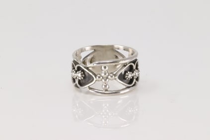 Native America Zuni Sterling Silver Heart Design Ring By Estella Laate.