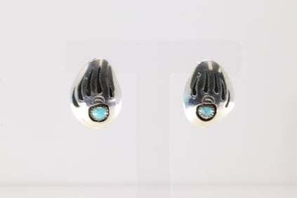 Native America Navajo Sterling Silver Bear Paw Turquoise Post Earring's By Ervin Begay.