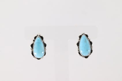 Native America Navajo Sterling Silver Kingman Turquoise Post Earring's By Freda Martinez.