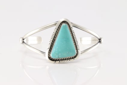 Native America Navajo Sterling Silver Kingman Turquoise Bracelet Cuff By Alfred Martinez.
