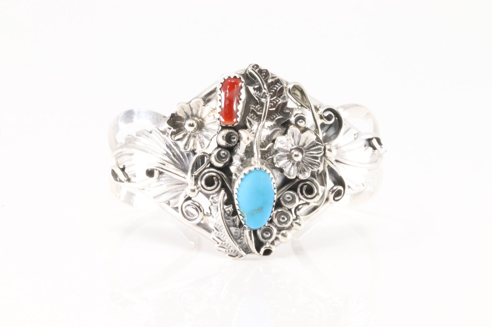 Native America Navajo Sterling Silver Coral & Turquoise Bracelet Cuff By Harry B.Yazzie.: This is a Native America Navajo Sterling Silver Coral & Turquoise Bracelet Cuff By Harry B.Yazzie.