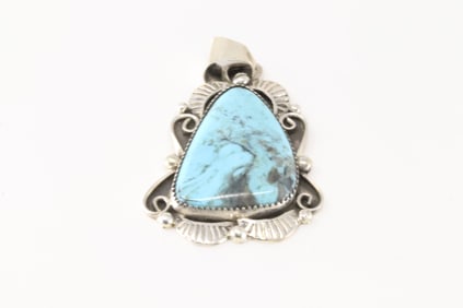 Native America Navajo Sterling Silver Kingman Turquoise Pendant By Lionel Calladito.