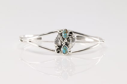 Native America Navajo Sterling Silver Turquoise Bracelet Cuff By Harris Largo.