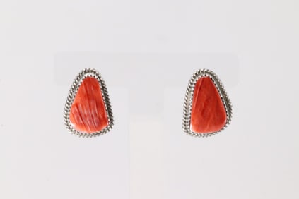 Native America Navajo Sterling Silver Spiny Oyster Post Earring's By Theresa Smith.