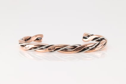 Native America Navajo Sterling Silver Copper Bracelet Cuff.
