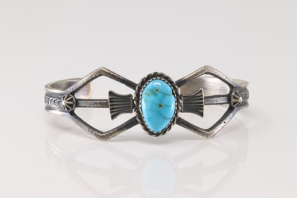 Native America Navajo Sterling Silver Kingman Turquoise Bracelet Cuff By Eva Cayatenito.