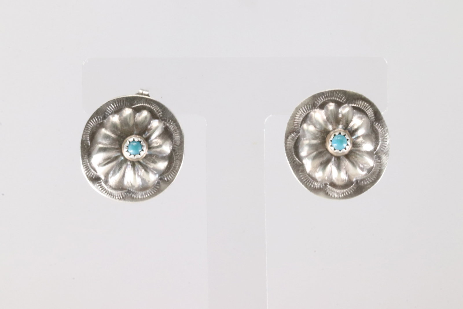Native America Navajo Sterling Silver Turquoise Conch Post Earring's By Joan & Ryan Begay.: This is a Native America Navajo Sterling Silver Turquoise Conch Post Earring's By Joan & Ryan Begay.