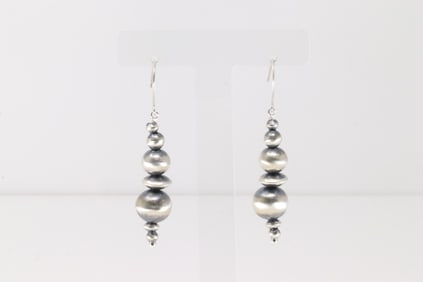 Native America Navajo Sterling Silver Pearl Baeded Dangling Earring's.