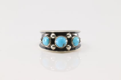 Native America Navajo Sterling Silver Turquoise Ring 3 Stone.