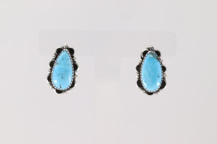 Native America Navajo Sterling Silver Kingman Turquoise Post Earring's By Freida Martinez.