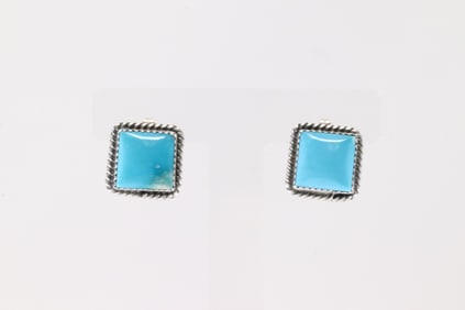 Native America Navajo Sterling Silver Kingman Turquoise Post Earring's By Freida Martinez.