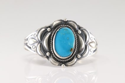 Native America Navajo Sterling Silver Turquoise Bracelet Cuff By Ray Delgarito.