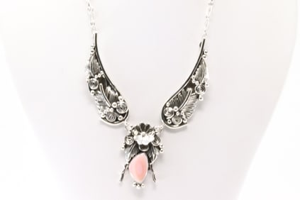 Native America Navajo Sterling Silver Pink Conch Shell Necklace By Loretta Delgarito.