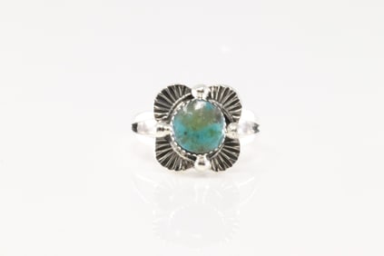Native America Navajo Sterling Silver Turquoise Ring By Dorothy Lee.