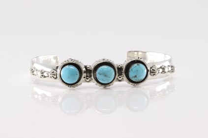 Native America Navajo Sterling Silver Turquoise Bracelet Cuff By Suzanna Johnson.