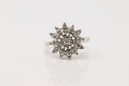 Elegant Diamond Ring 14Kt.