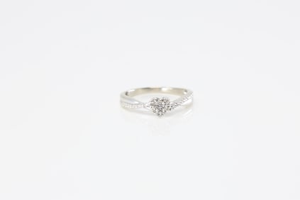 Diamond Heart-Shaped Ring 10Kt.