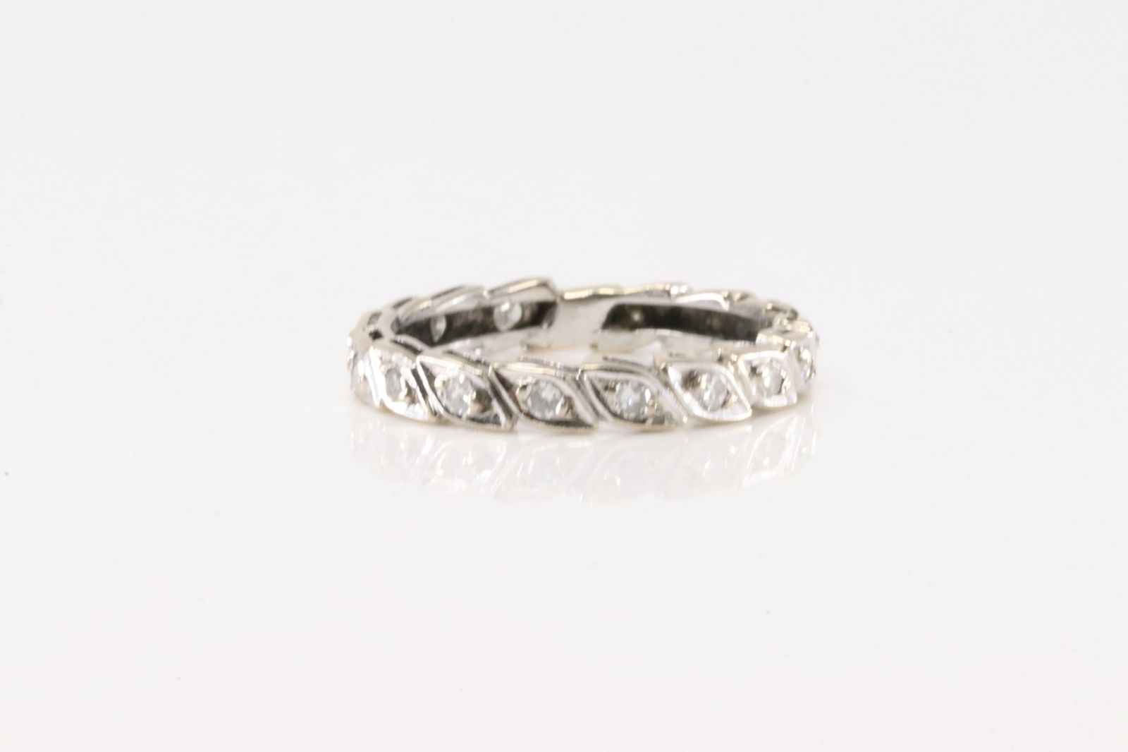 Wedding Diamond Ring 18Kt. (1 of 4)