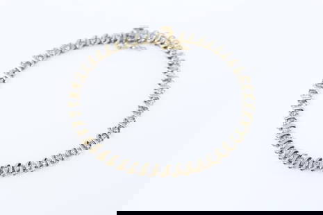 Diamond Tennis Bracelet 10Kt.: 10Kt Yellow Gold Diamond Tennis Bracelet. This tennis bracelet has around 47 sparkling round Diamonds. Diamonds weight approx: 1.00cttw. Bracelet length: 7.50" Total weight: 7.50 Grams.