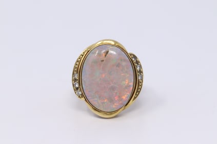 18Kt Art Deco Opal-Diamond Ladies Ring
