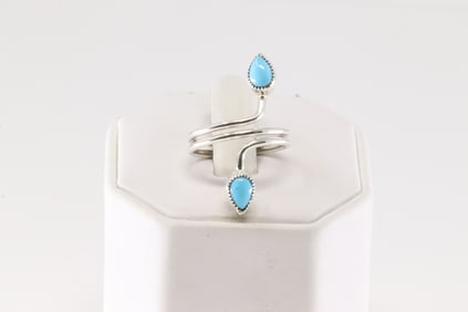 Native America Navajo Sterling Silver Turquoise Ring By Myra Benally.