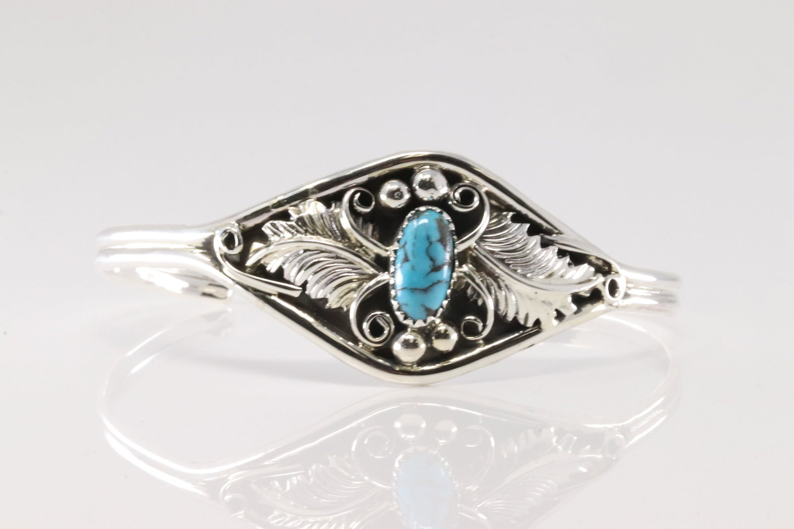 Native America Navajo Sterling Silver Turquoise Bracelet Cuff By Harry B.Yazzie.: This is a Native America Navajo Sterling Silver Turquoise Bracelet Cuff By Harry B.Yazzie.