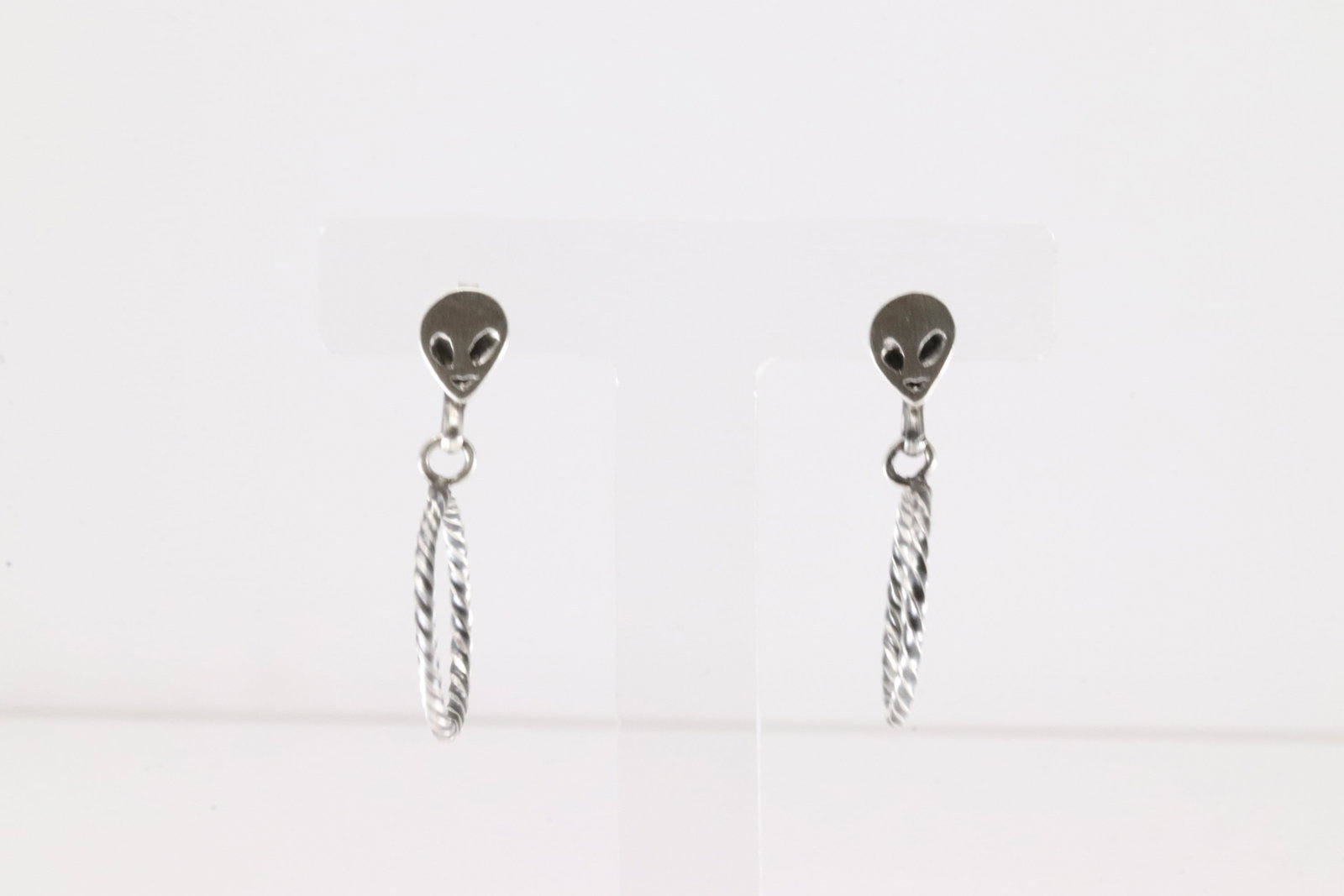 Native America Navajo Sterling Silver Alien Hoop Post Earring's By Sonyei Coho.: This is a Native America Navajo Sterling Silver Alien Hoop Post Earring's By Sonyei Coho.