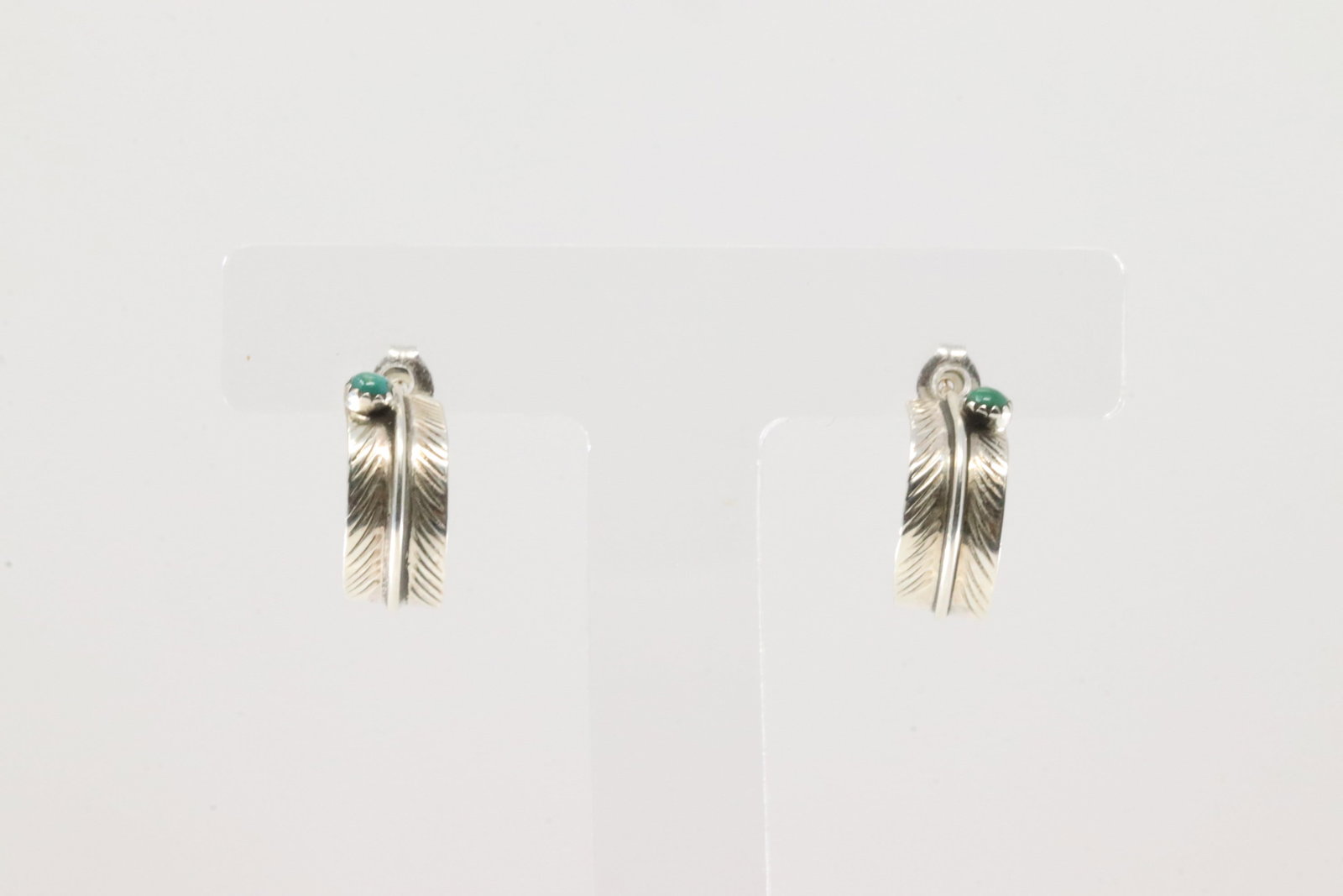 Native America Navajo Sterling Silver Turquoise Feather Hoop Earring's By Aaron Davis.: This is a Native America Navajo Sterling Silver Turquoise Feather Hoop Earring's By Aaron Davis.