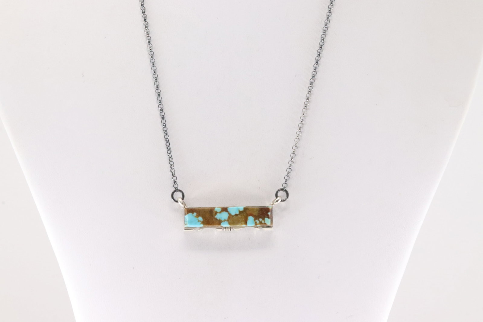 Native America Navajo Sterling Silver Number 8 Turquoise Necklace By Steve Francisco.: This is a Native America Navajo Sterling Silver Number 8 Turquoise Necklace By Steve Francisco. Necklace length: 16.00"