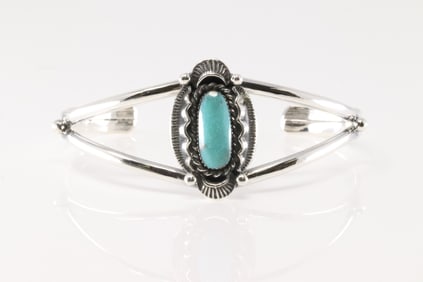 Native America Navajo Sterling Silver Turquoise Bracelet Cuff By Sadie Jim.