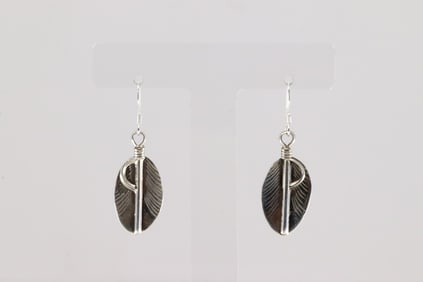 Native America Navajo Sterling Silver Feather Dangling Earring's By Aaron Davis.