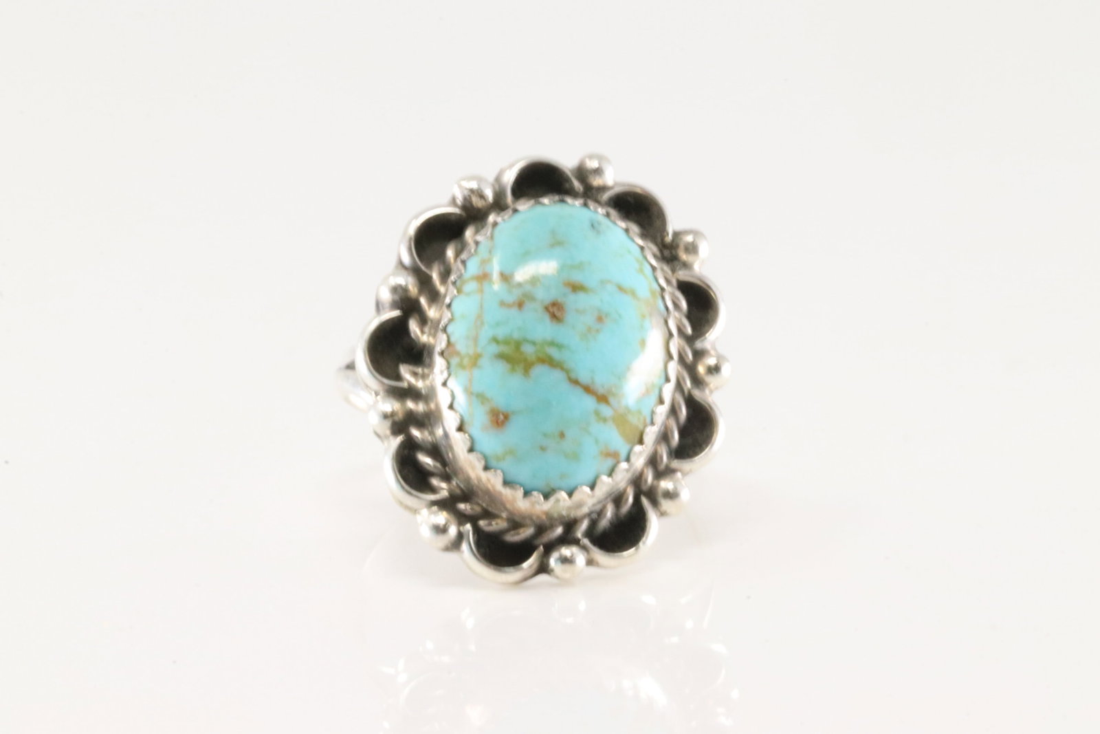 Native America Navajo Sterling Silver Turquoise Ring By F.: This is a Native America Navajo Sterling Silver Turquoise Ring By F. Ring size: 8.00.