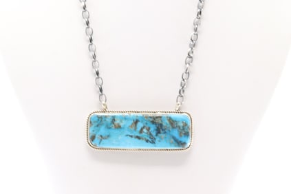 Native America Navajo Sterling Silver Kingman Turquoise Necklace By Larry Etcitty.