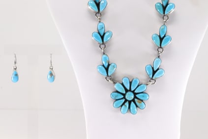 Native America Navajo Sterling Silver Kingman Turquoise Necklace & Earring's Set By Pansy Johnson.