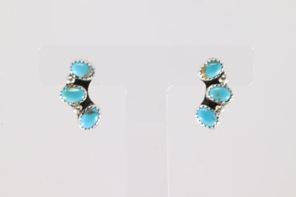 Native America Navajo Sterling Silver Kingman Turquoise Post Earring's By Maxine Ramirez.