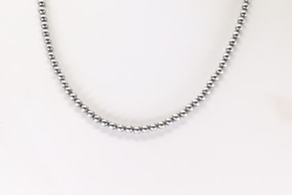 Native America Navajo Sterling Silver Pearl Beaded Necklace.
